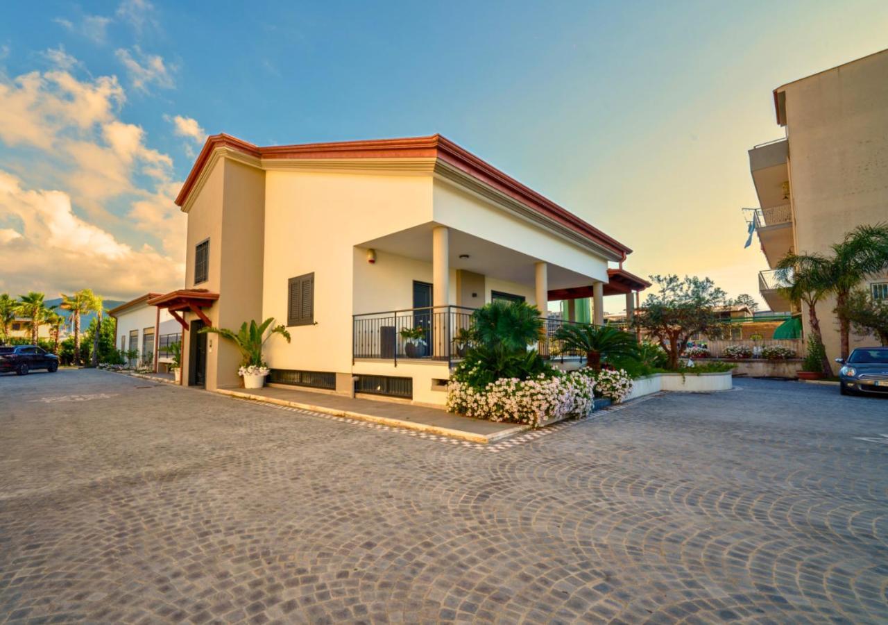 Villa Dei Cesari Bed & Breakfast Santa Maria La Carità Kültér fotó
